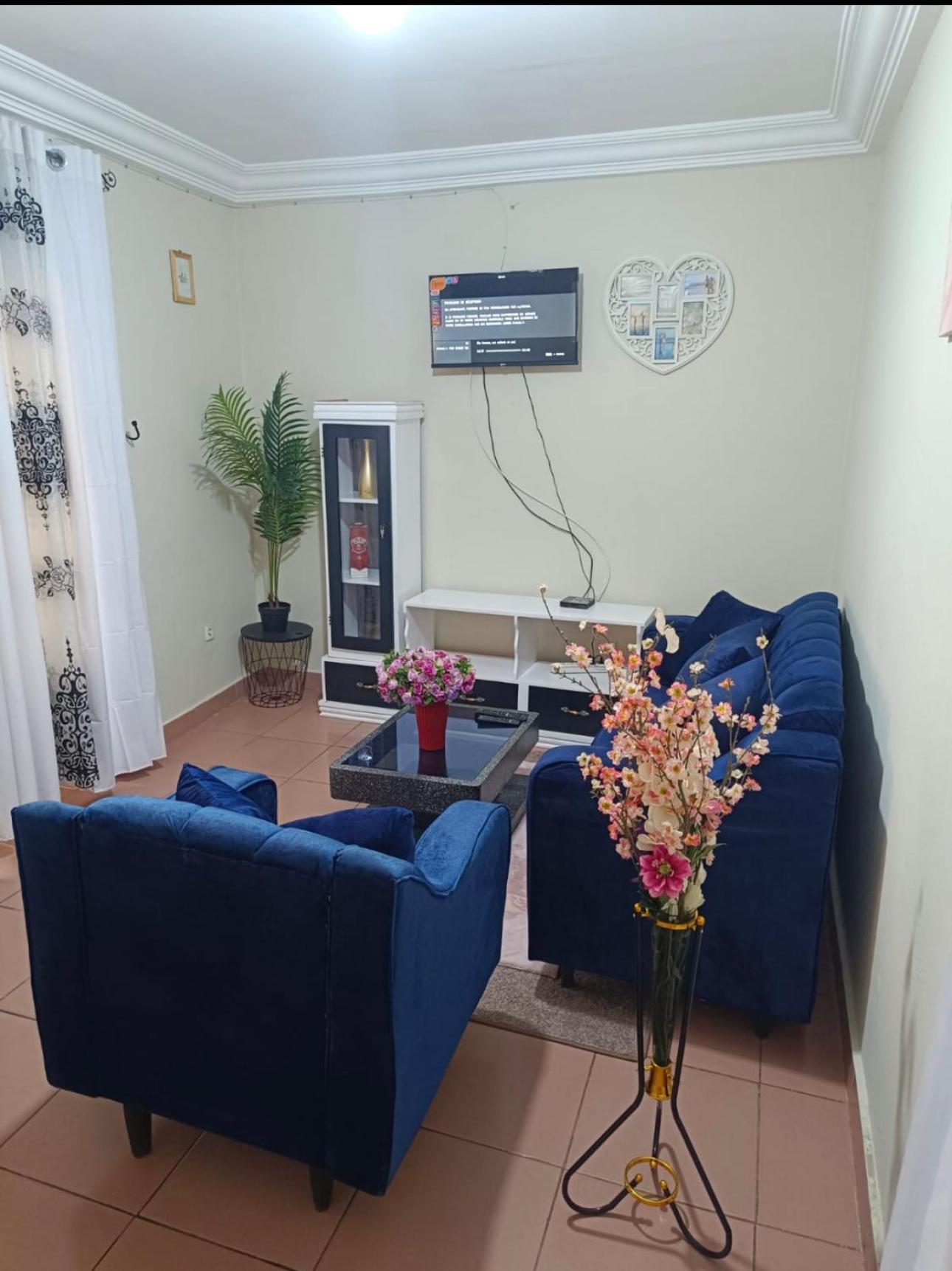 Studio Meublee 1 Chambre Etoug Ebe Yaounde Exterior photo